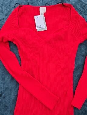 H&M Red Ribbed Scoop-Neck Bodycon Dress